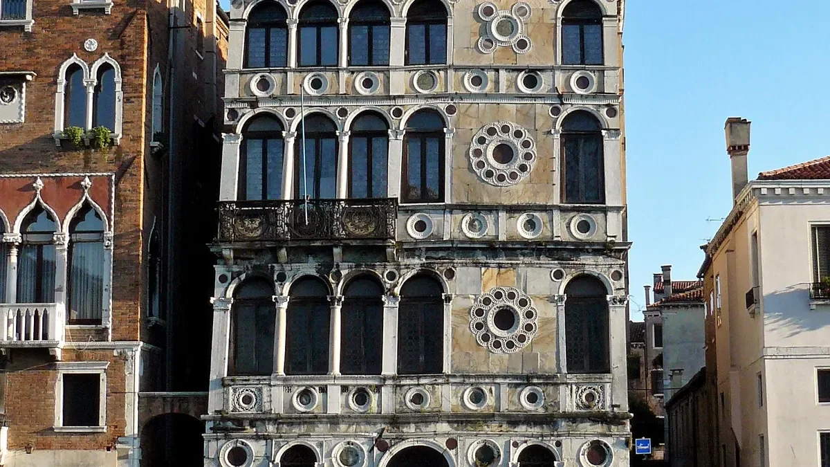 El palacio “maldito” de Venecia vuelve al mercado tras siglos de historia y tragedias