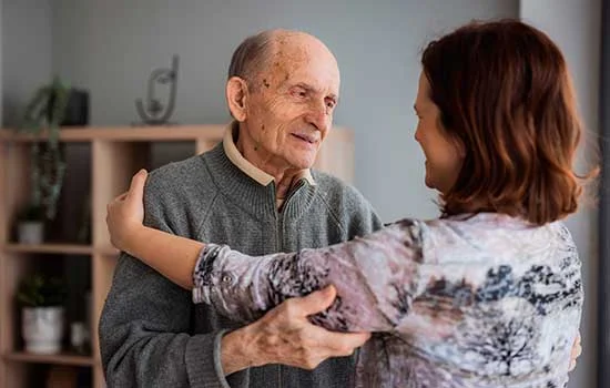 El programa “Cuidar con-sentido” mejora el bienestar de los familiares cuidadores de personas con demencia