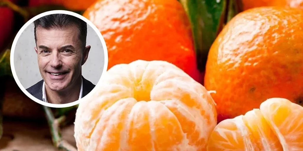 Expertos destacan los beneficios de consumir mandarinas para la salud de las personas mayores.