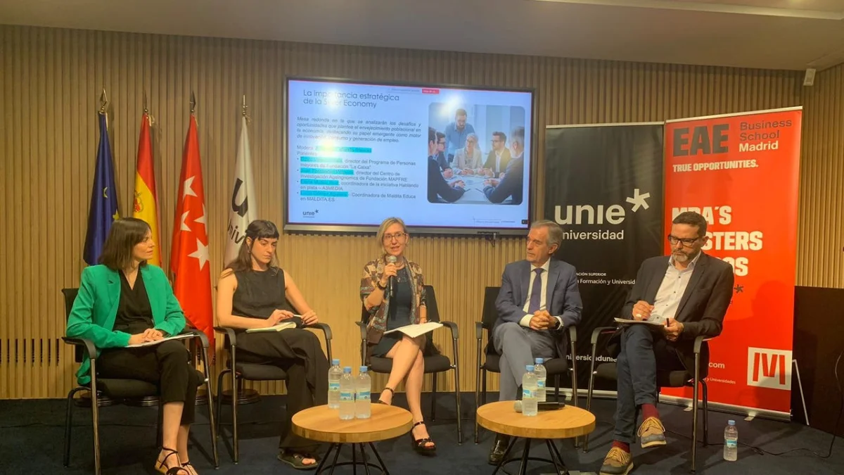 Hablando en Plata presenta innovaciones clave para la economía plateada en congreso internacional