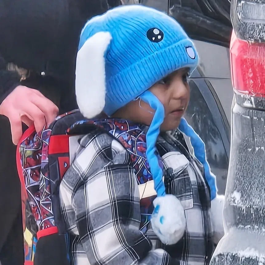 Liam Conejo regresa a Minneapolis tras liberación judicial junto a su padre