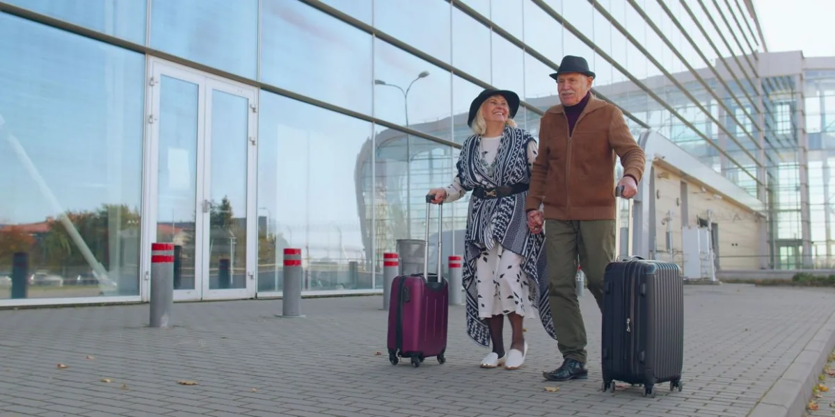 Opciones de turismo para mayores: alternativas al Imserso en cada CCAA